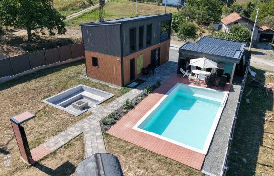 Ekskluzivna kuća sa bazenom – Glamočani