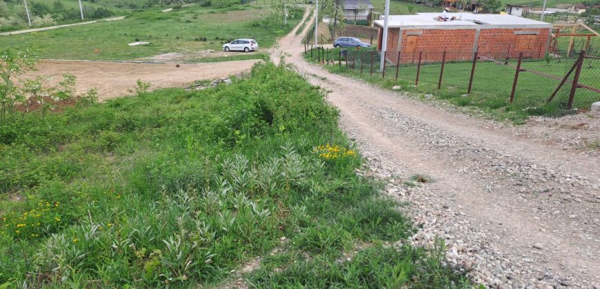 Zemljište 642 m2 – Motike