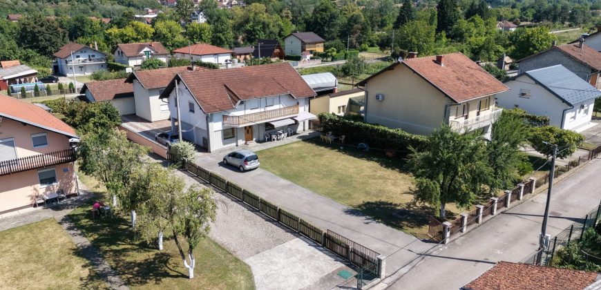 Stambeni objekat (kuća) 180 m2 – Zalužani