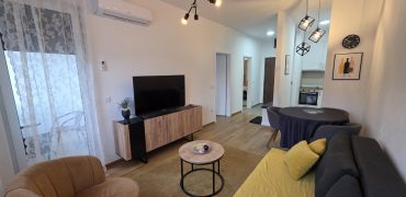 Dvosoban stan 42m2 sa garažnim mjestom – Mejdan