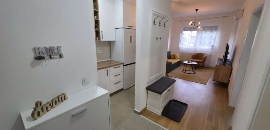 Dvosoban stan 42m2 sa garažnim mjestom – Mejdan