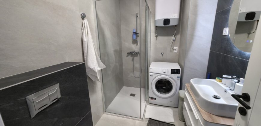 Dvosoban stan 47 m2 – Centar