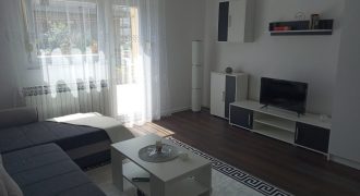 Trosoban stan 89m2 (sprat kuće) – Nova Varoš