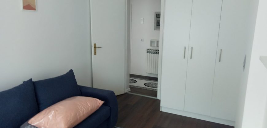 Trosoban stan 89m2 (sprat kuće) – Nova Varoš