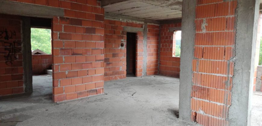 Stambeni objekat u izgradnji 397 m2 – Laktaši