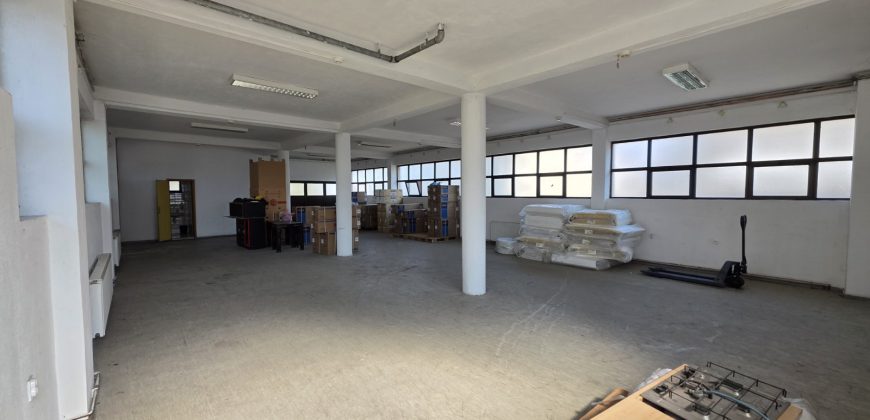Poslovni objekat (hala) 165 m2 – Trn