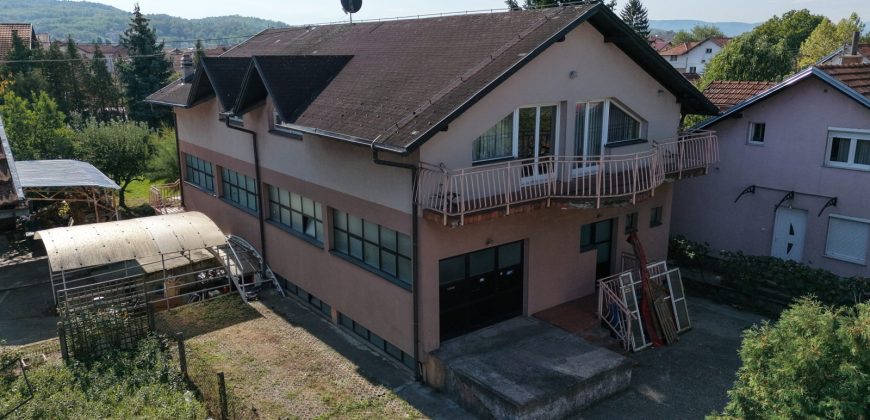 Poslovni objekat (hala) 165 m2 – Trn