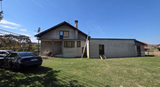 Stambeni objekat 143 m2 na placu od 4908 m2 – Trn