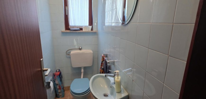 Stambeni objekat 143 m2 na placu od 4908 m2 – Trn
