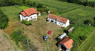 Stambeni objekat  160m2 na placu od 2321m2 – Petoševci