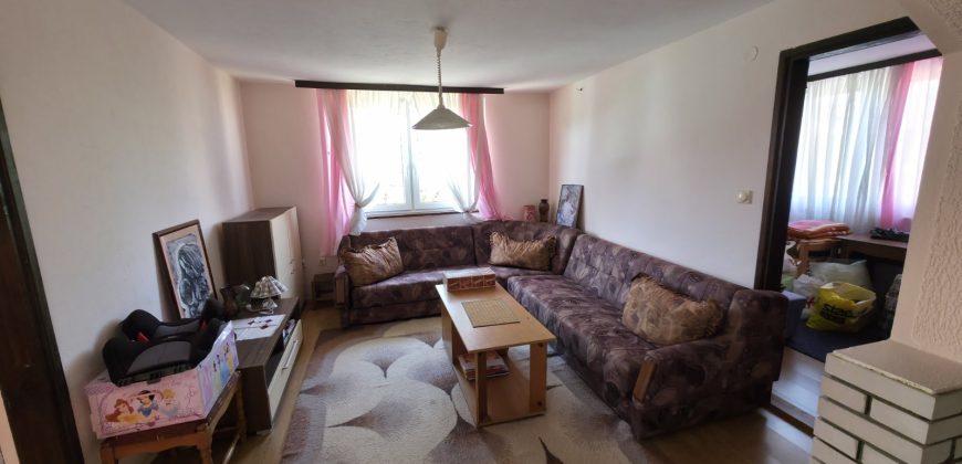 Stambeni objekat 130m2 na placu od 1275m2 – Slatina