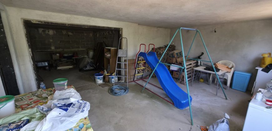 Stambeni objekat 130m2 na placu od 1275m2 – Slatina