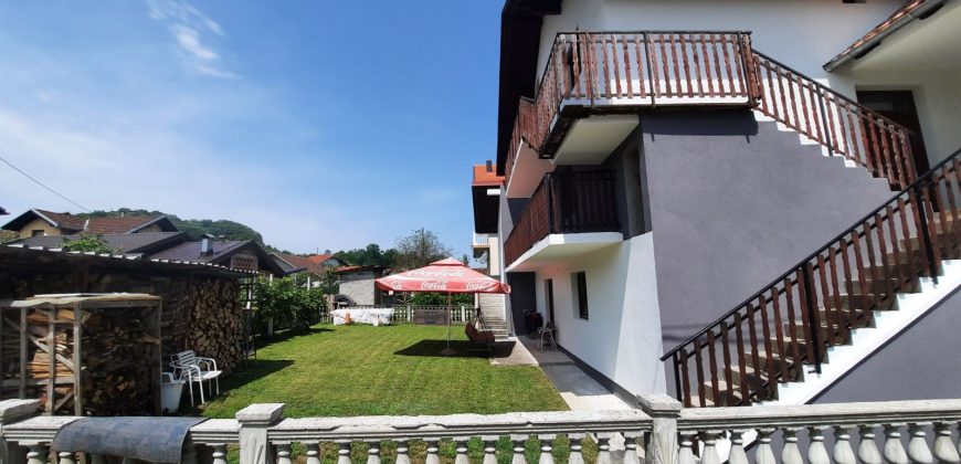 Stambeni objekat 479 m2  Debeljaci
