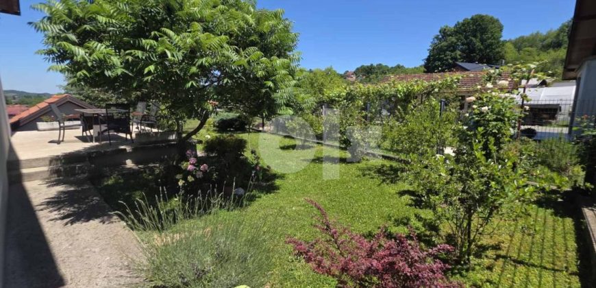Stambeni objekat 310 m2 – Priječani