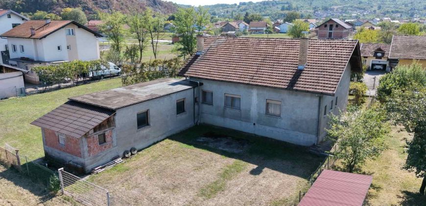 Stambeni objekat 143 m2 na placu od 4908 m2 – Trn