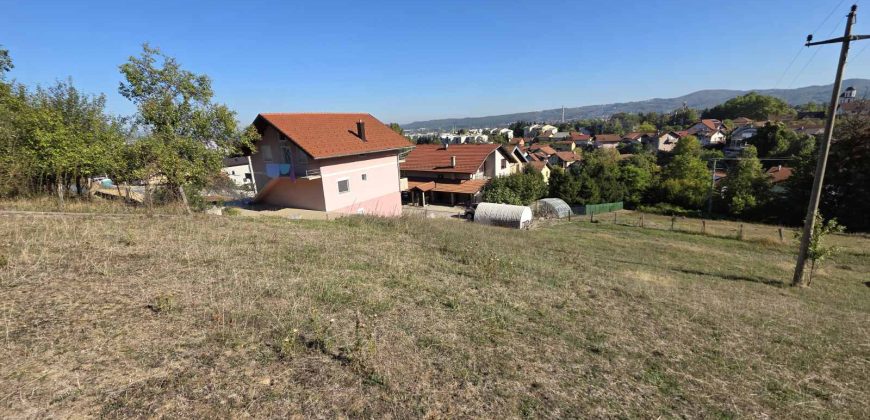 Plac 486 m2 – Starčevica