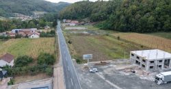 Prodaju se četiri placa uz magistralni put – Opsjičko