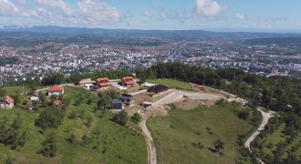 Prodaju se četiri placa od 995m2 do 2004m2 – Starčevica