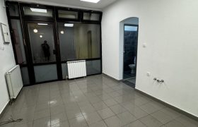 Poslovni prostor 24 m2 – Centar