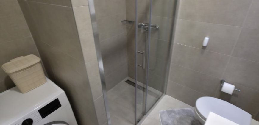 Dvosoban stan 45 m2 sa garažnim mjestom – Centar