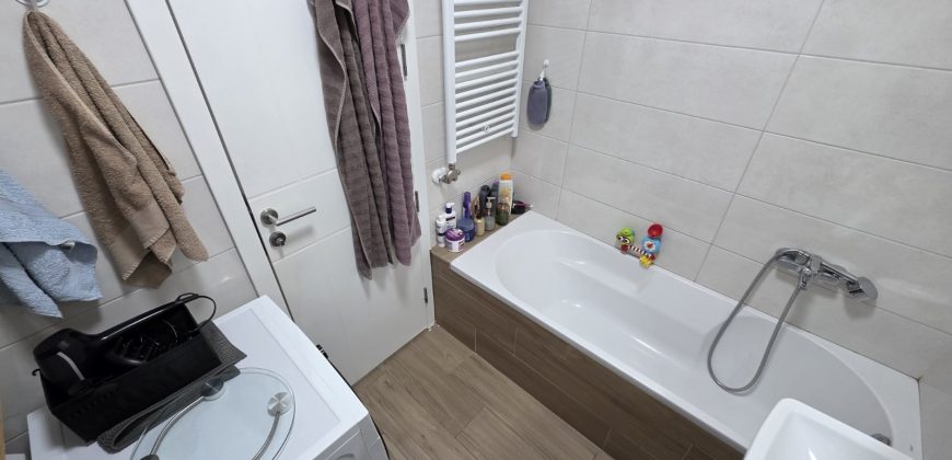 Trosoban stan 53 m2 sa garažnim mjestom – Paprikovac
