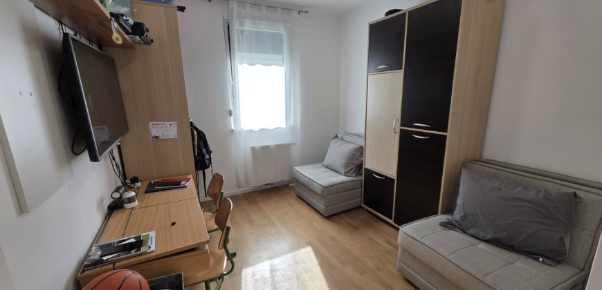 Trosoban stan 53 m2 sa garažnim mjestom – Paprikovac