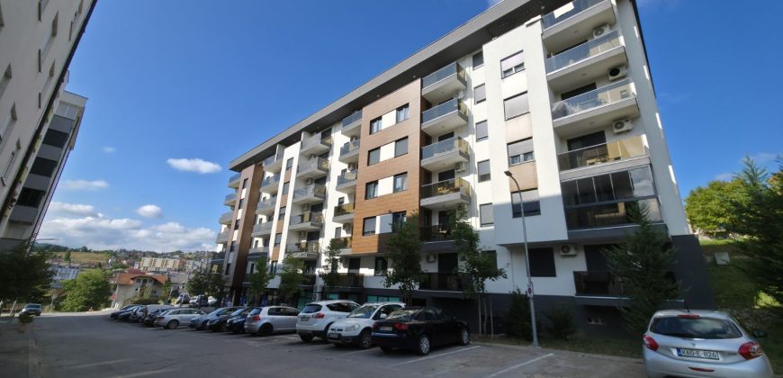 Trosoban stan 53 m2 sa garažnim mjestom – Paprikovac