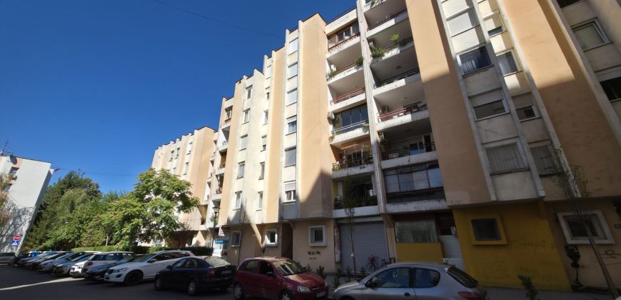 Četvorosoban stan 85 m2 – Centar