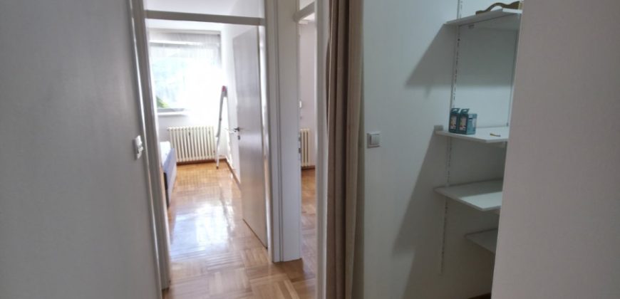 Četvorosoban stan 85 m2 – Centar