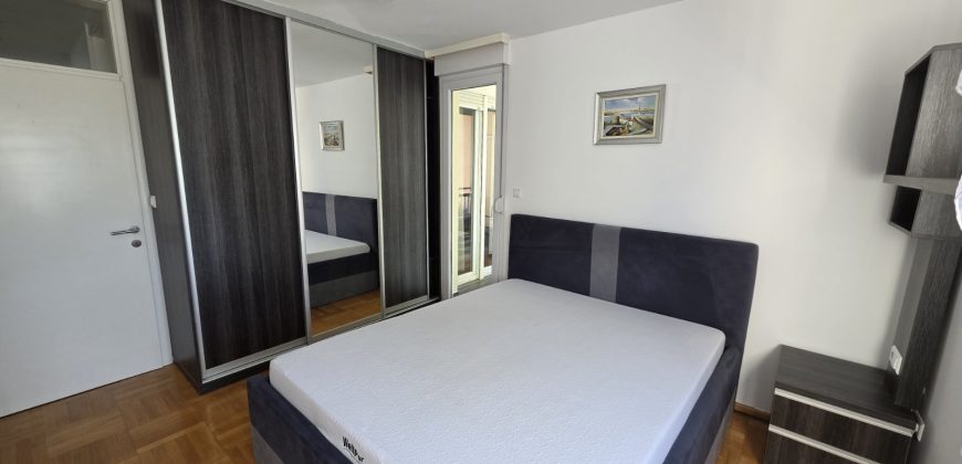 Četvorosoban stan 85 m2 – Centar