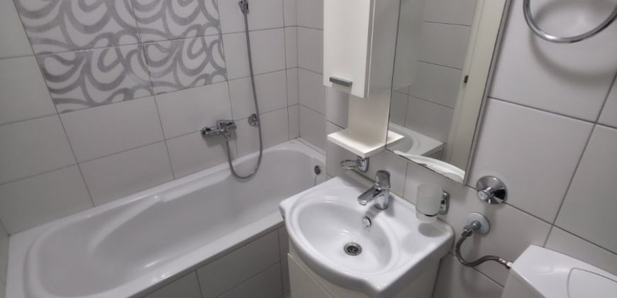 Četvorosoban stan 85 m2 – Centar