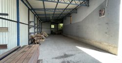 Poslovni objekat 250m2 sa nadstrešnicom od 450m2 – Tunjice