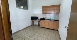 Poslovni objekat 250m2 sa nadstrešnicom od 450m2 – Tunjice