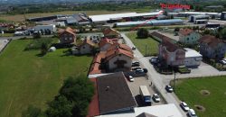 Poslovni objekat 250m2 sa nadstrešnicom od 450m2 – Tunjice