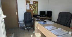 Poslovni objekat 250m2 sa nadstrešnicom od 450m2 – Tunjice