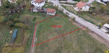 Plac 712 m2 – Starčevica