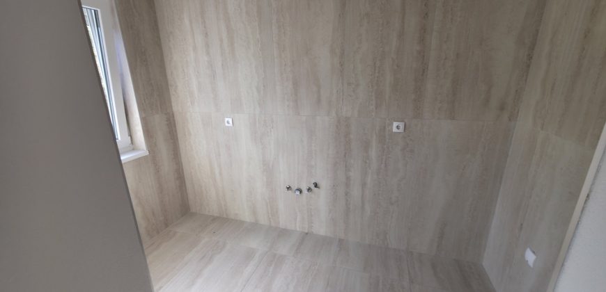 Poslovni prostor 78 m2 – Centar