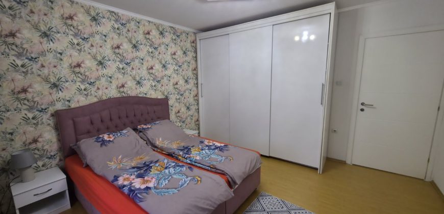 Dvosoban stan 61 m2 – Centar