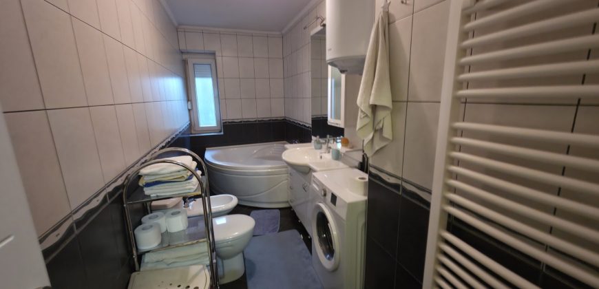 Dvosoban stan 61 m2 – Centar