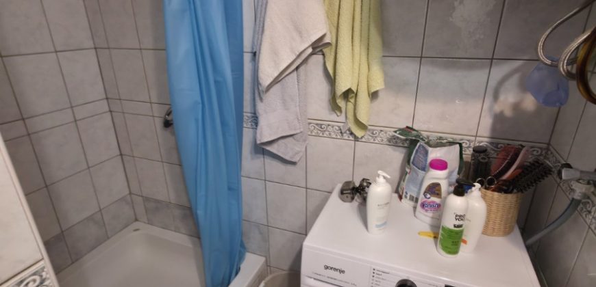 Trosoban stan 75m2 sa garažom i ostavom – Hiseta