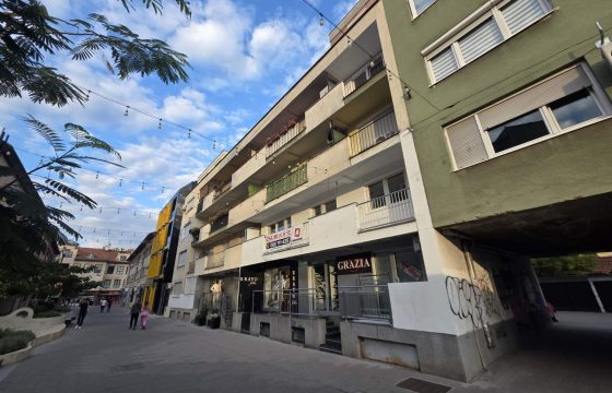 Poslovni prostor 78 m2 – Centar