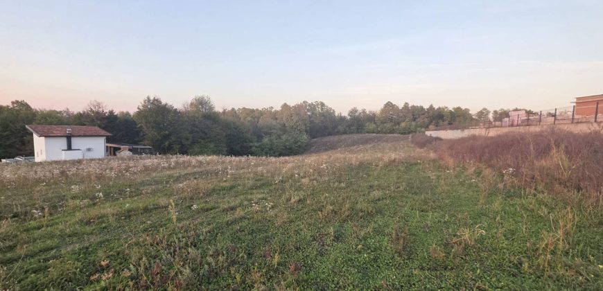 Prodaju se placevi od 1000 m2 – Krčmarice