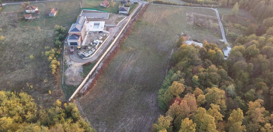 Prodaju se placevi od 1000 m2 – Krčmarice