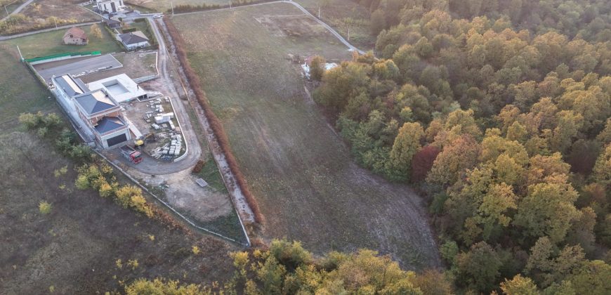 Prodaju se placevi od 1000 m2 – Krčmarice